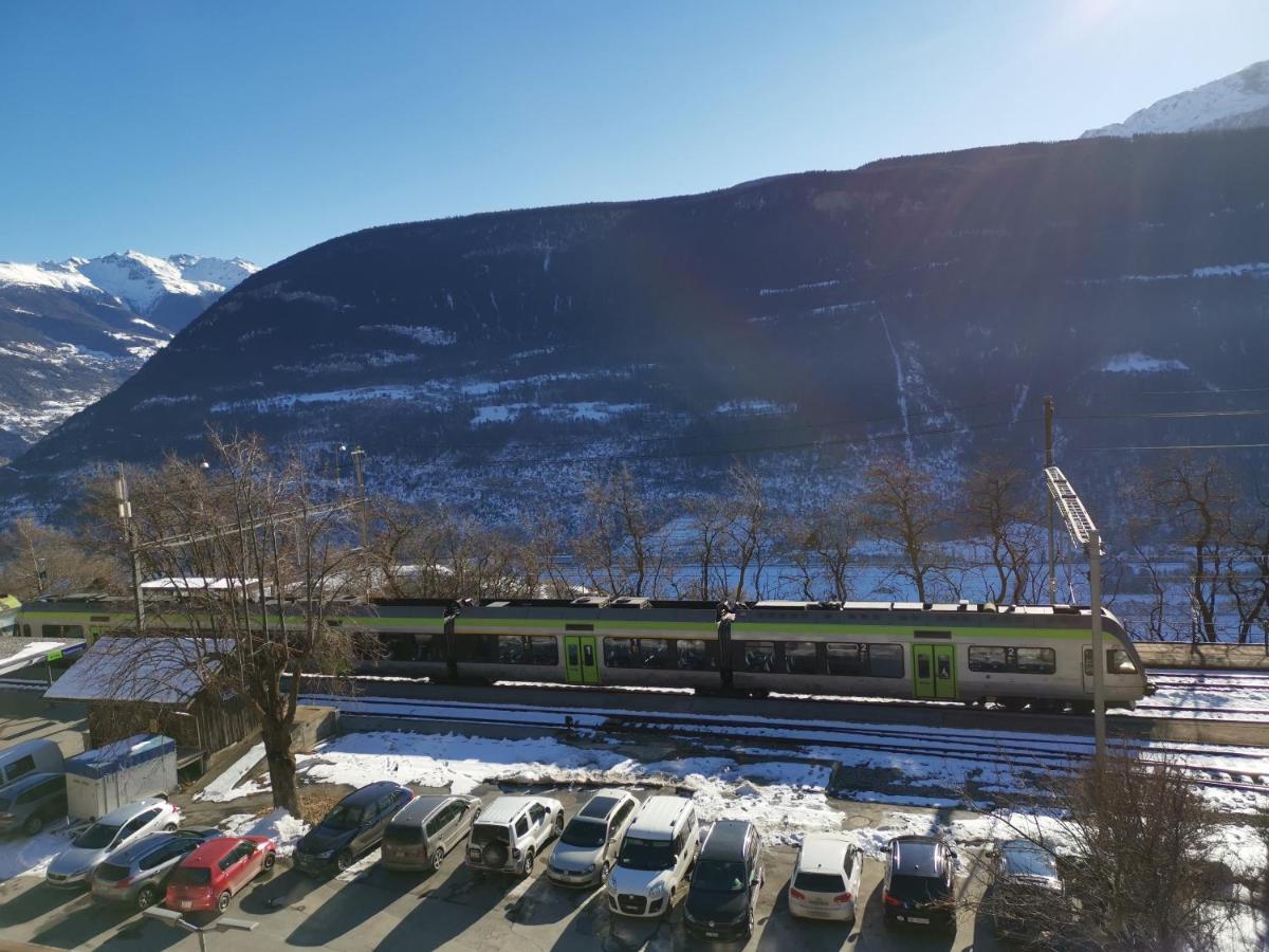 Вілла Visperblick 24-7 Parkplatz Und Fruehstueck Inkl Ausserberg Екстер'єр фото